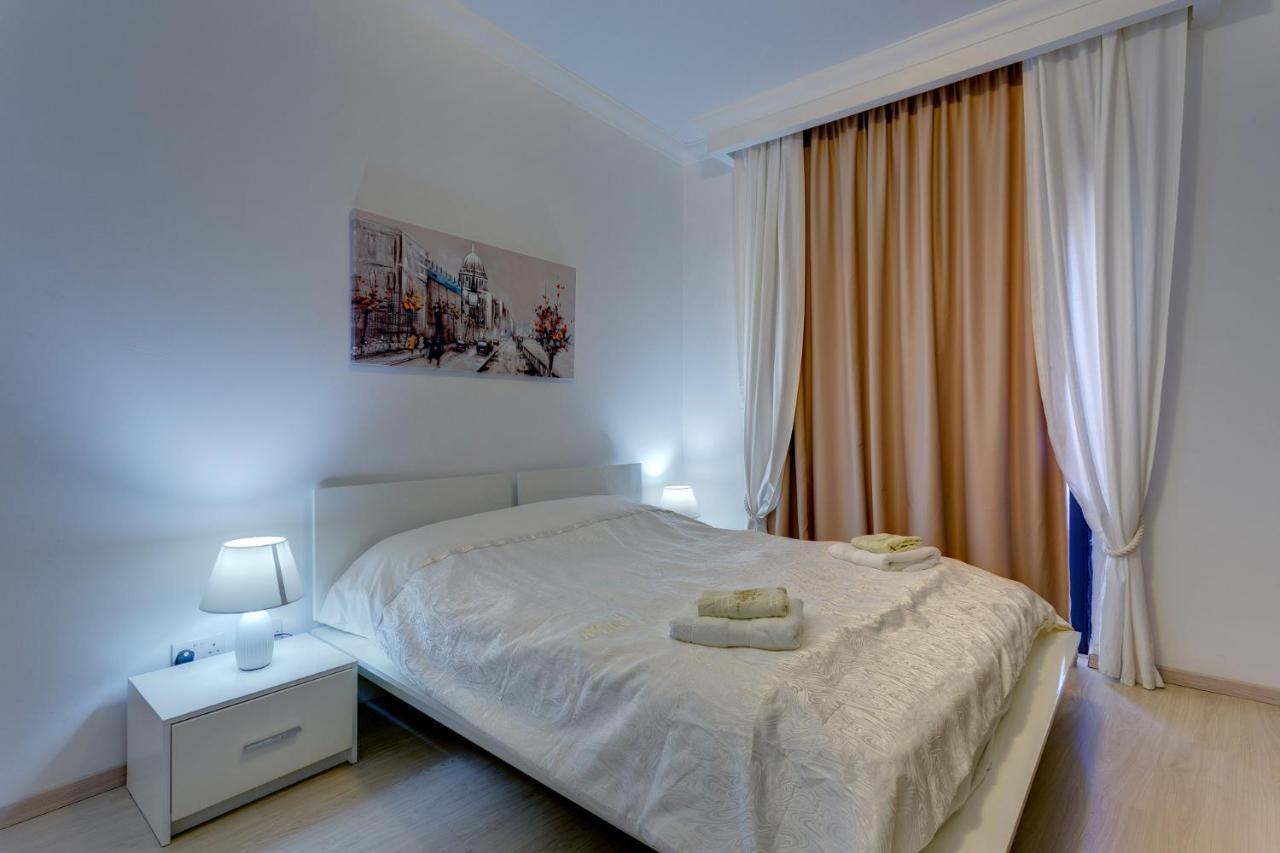 In St Julian's, Perfect For Families San Ġiljan